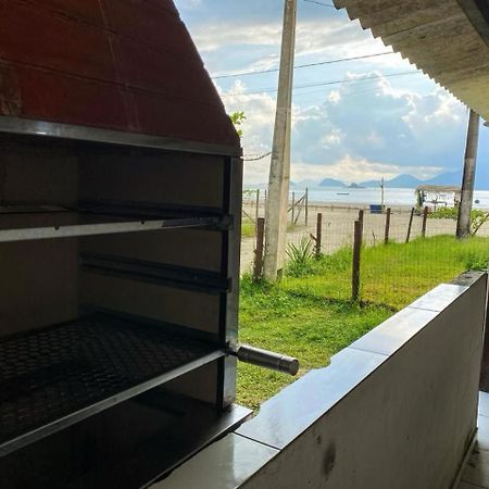 Vista Para O Mar Casa 45 Praia Do Estaleiro ウバトゥバ エクステリア 写真