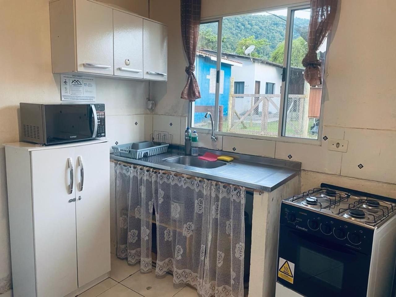 Vista Para O Mar Casa 45 Praia Do Estaleiro ウバトゥバ エクステリア 写真